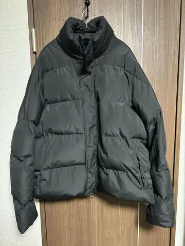 거의 미사용품 Zara 다운 자켓 블랙