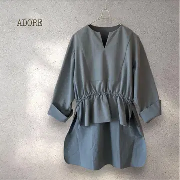 ADORE 백 롱 셔츠 아지메 셔츠