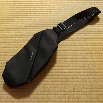 방수 슬림 바디 백 블랙
