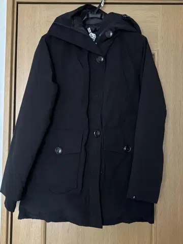 AZUL BY MOUSSY 블랙 다운 자켓 S 사이즈
