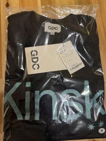 GDC KINSKI T-Shirt BLACK M 사이즈
