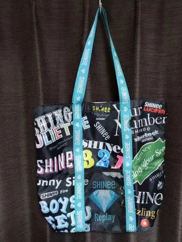 SHINee 일본 데뷔 10주년 기념 토트백