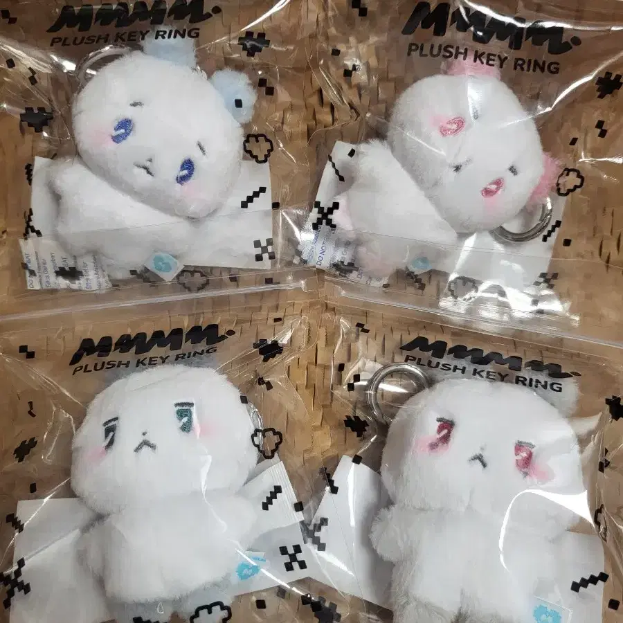plave mediheal コラボ キーリング PLAVE MEDIHEAL POP UP MD EVENT GIFT MMMM MIRROR KEYRING