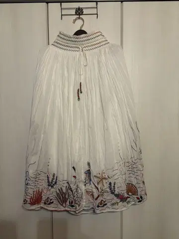 ZARA 자라 자수 화이트 롱 스커트