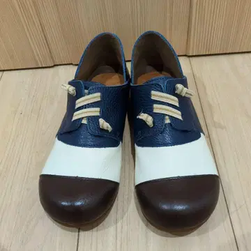 가죽 로퍼 네이비 화이트 브라운