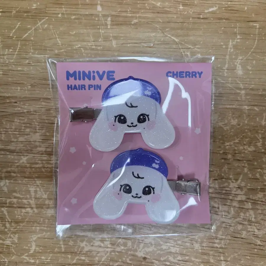 CHERRY minive 釜山 busan popup ポップアップ minive Pop Up Cherry Pow on Bunjang Global Site.