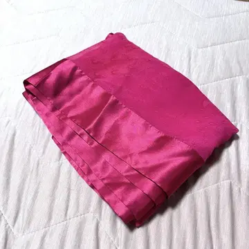 스톨 실크 쇼킹 핑크