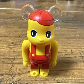 MEDICOMTOY 베어브릭 큐트 우라후에키 군 100% 시리즈 24