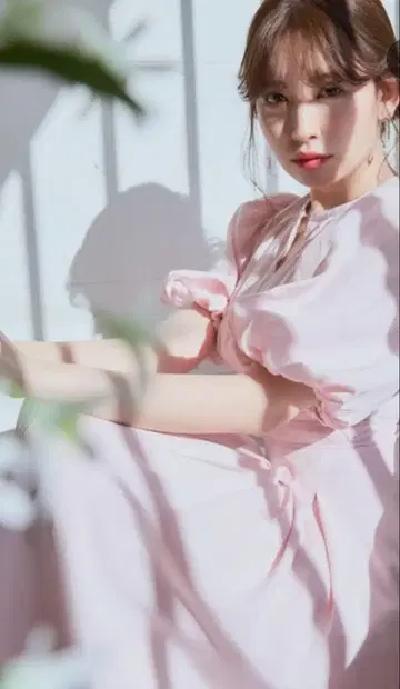 새상품급 Herlipto Fountain Lace Up Bow Dress