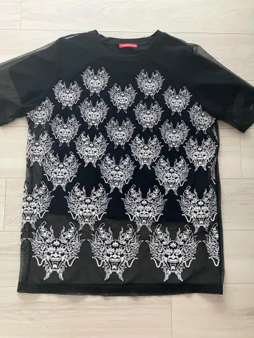 최종 가격 인하 비비안 탐 드래곤 자수 풀오버 40