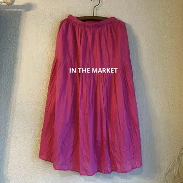 IN THE MARKET 인더마켓 휴휴그 핑크 롱 스커트