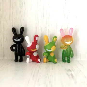 BLACK RABBiT 블랙 토끼 4개 세트