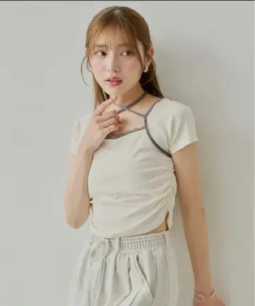 CHICO 레이어드 디자인 프렌치 T