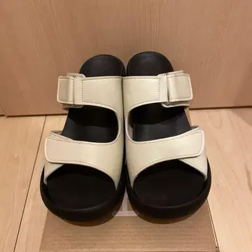Re:getA 화이트 베이지 컴포트 샌들 23cm 23.5cm