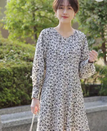 N. Natural Beauty Basic 플라워 프린트 래글런 원피스