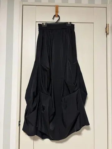stylemixier 랜덤 태킹 스커트 블랙