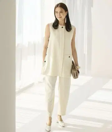 #Newans 사사카와 유리 씨 콜라보 베스트와 팬츠 셋업