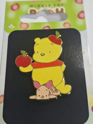 곰돌이 푸 초레어 핀 배지