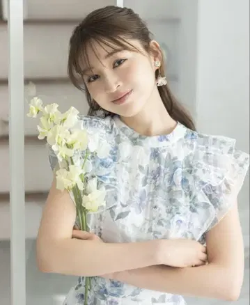 토코 클로젯 정원 로즈 프린트 시어 체크 프릴 블라우스