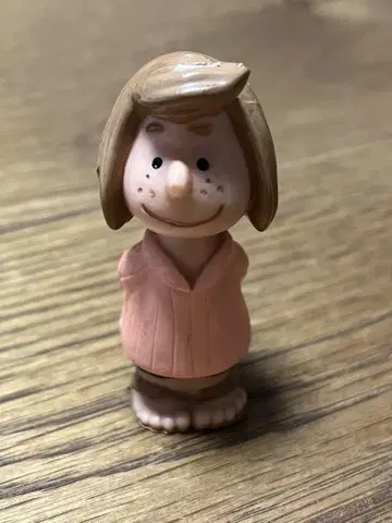 PEANUTS 페퍼민트 패티 SNOOPY