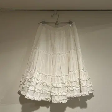 FEKETE 프릴 볼륨 스커트