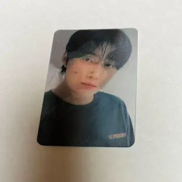 오메가 X