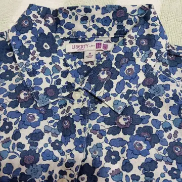 LIBERTY 꽃무늬 셔츠 M 사이즈