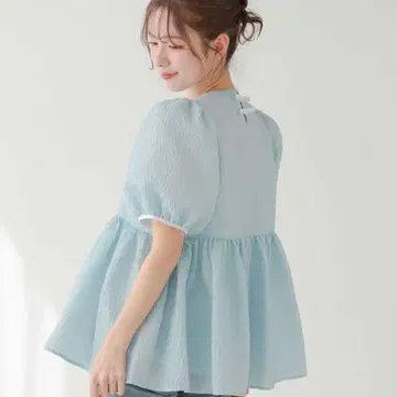 백 리본 자카드 페플럼 탑