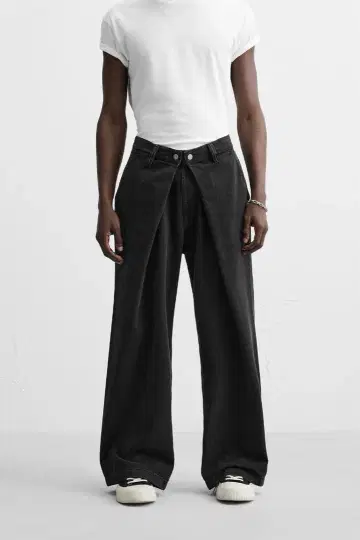 ZARA 자라 플리츠 배기 핏 청바지 EU44JP34 완판템