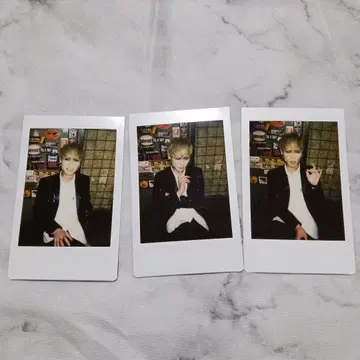 MEJIBRAY 철자 폴라로이드