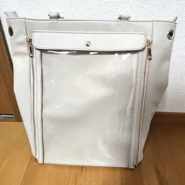 쿠루아 이타백 화이트