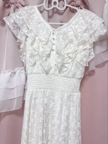 dazzlin 백 리본 레이스 민소매 원피스 S 사이즈