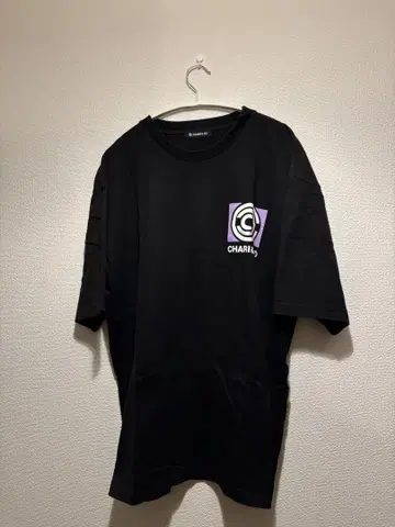 CHARI&CO XL 블랙 티셔츠