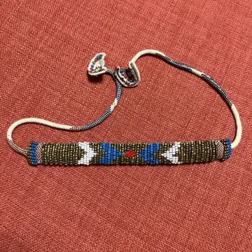 비즈 세공 초커
