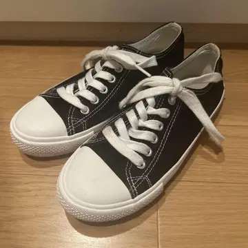 블랙 스니커즈 M 사이즈