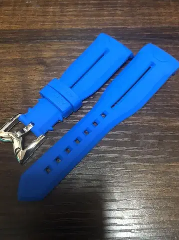 가가 밀라노 48mm 고무 벨트 파랑 크로노그래프 스프링 핑