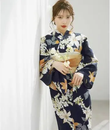 꽃무늬 네이비 컬러 유카타 플레어 소매 골드 오비
