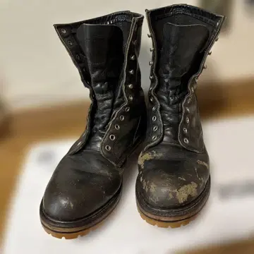 Red Wing 워크 부츠 블랙 컬러