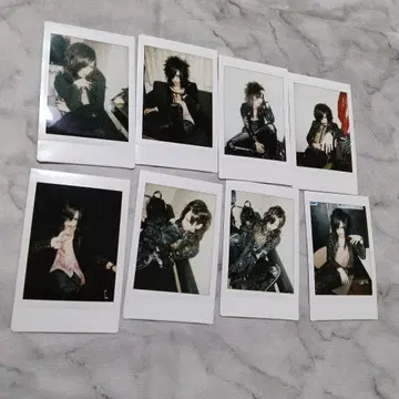 MEJIBRAY 철자 폴라로이드