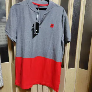 택 포함 새상품! Nike DRI-FIT 모던 핏 셔츠 그레이/레드