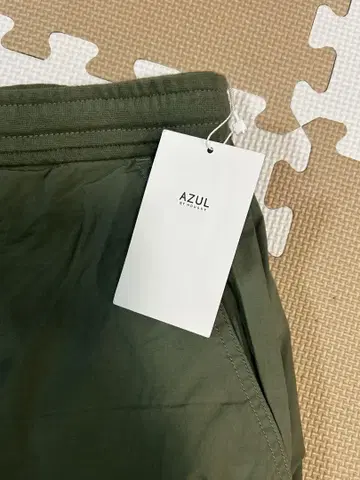 AZUL 크롭 팬츠 M 사이즈