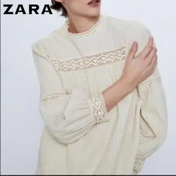 ZARA 자라 레이스 절개 크루넥 블라우스 부드러운 슬리브 린넨 혼방