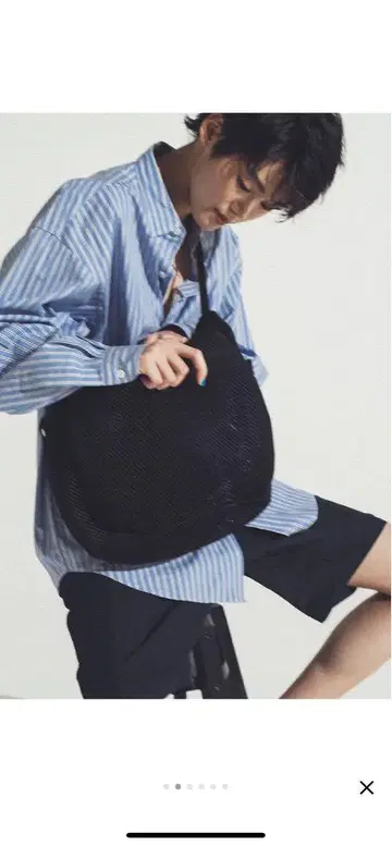 메쉬 블랙 숄더백