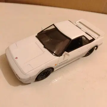 AW11 MR-II 화이트 블랙 휠 1/24 프라모델