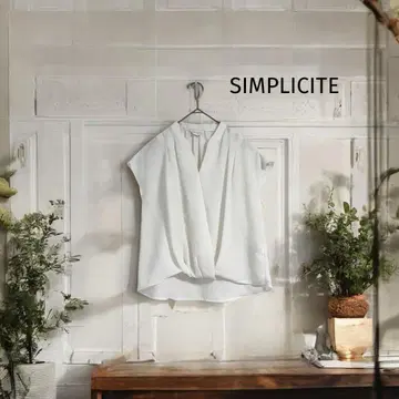 SIMPLICITE 심플리티 더블 크로스 프론트 턱 블라우스