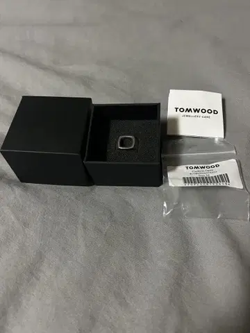 TOMWOOD 쿠션 오픈