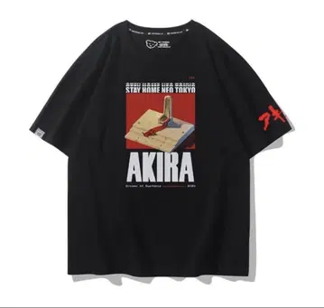 AKIRA 그래픽 티셔츠 블랙