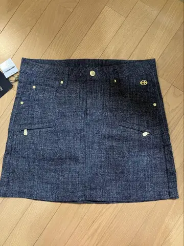 새상품 여성용 L 골프 스커트 에드윈 골프