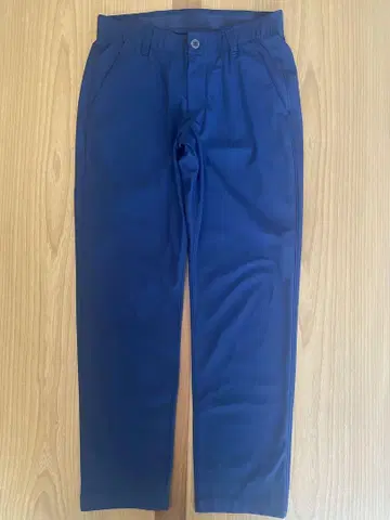 언더아머 UNDER ARMOUR 네이비 팬츠 30인치 새상품급
