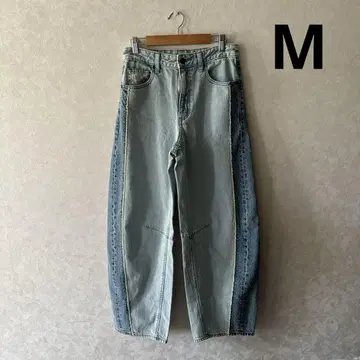 지유 GU 여성용 2톤 맨투맨 배럴 레그 청바지 M 사이즈